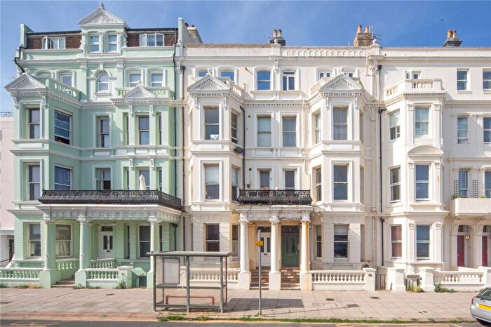 1 Bedroom Apartment To Rent In St Aubyns Gardens, Hove, East Sussex, BN3