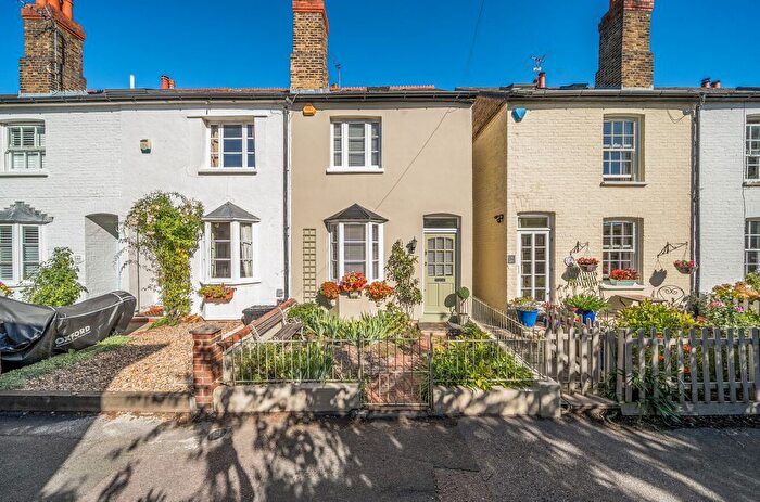3 Bedroom End Of Terrace House For Sale In Crown Lane, Chislehurst, Kent, BR7