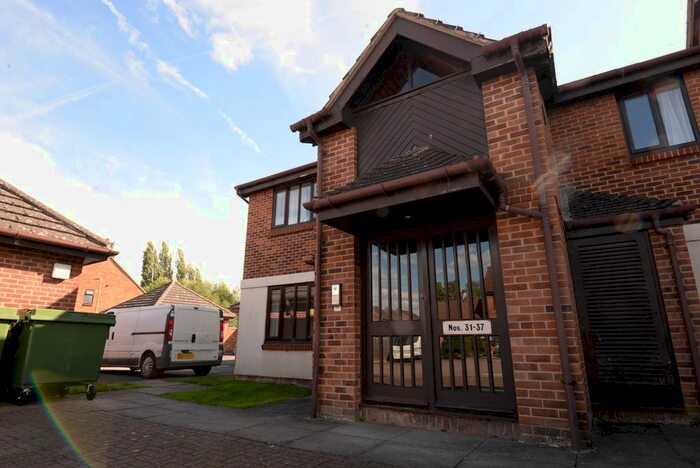 1 Bedroom Flat To Rent In Hamble Road, Didcot, OX11