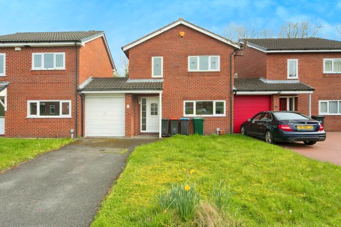 3 Bedroom Link Detached House For Sale In Dane Grove, Mickle Trafford, Chester, CH2