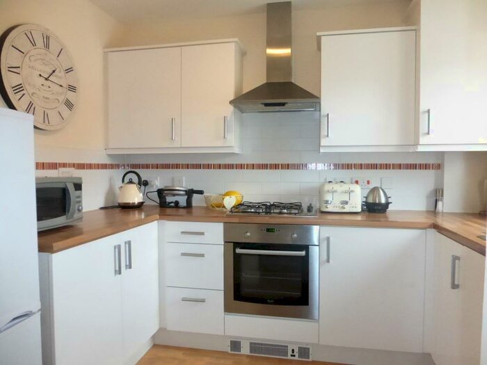 2 Bedroom House To Rent In Robert Davy Road, Exeter, EX2
