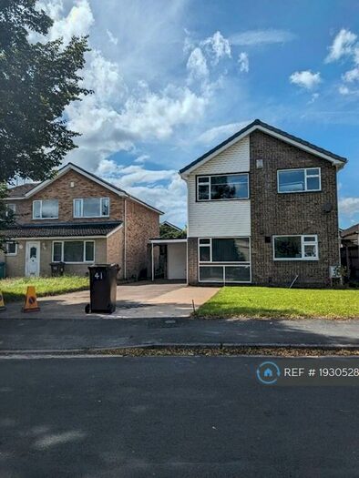 5 Bedroom Detached House To Rent In Arnesby Road, Nottingham, NG7