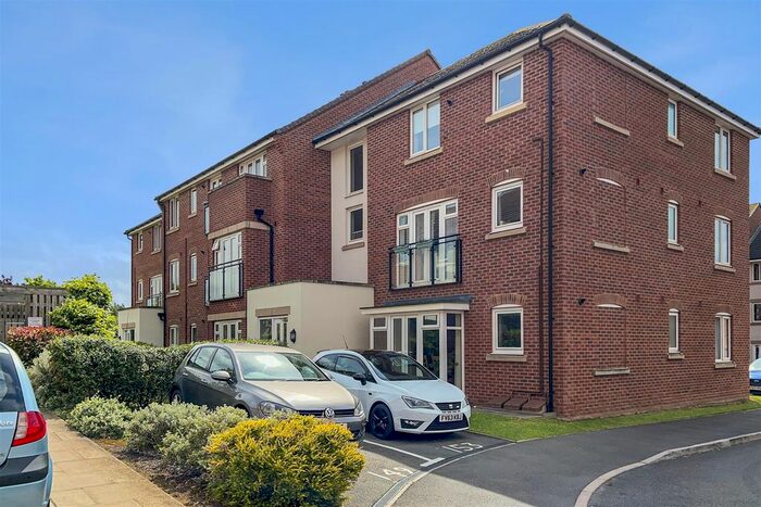 2 Bedroom Flat To Rent In Coventry Trading Estate, Siskin Drive, Willenhall, Coventry, CV3