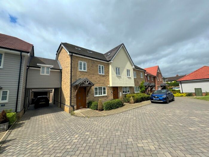 3 Bedroom End Of Terrace House To Rent In Blessen Meadow, Felsted, CM6