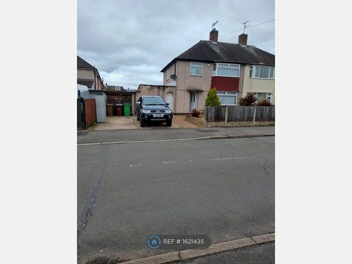3 Bedroom Semi-Detached House To Rent In Greencroft, Nottingham, NG11