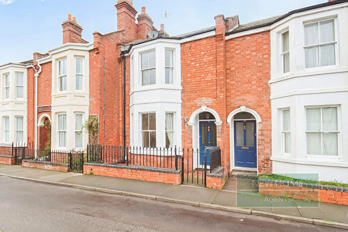 2 Bedroom Terraced House For Sale In Holly Street Leamington Spa, CV32