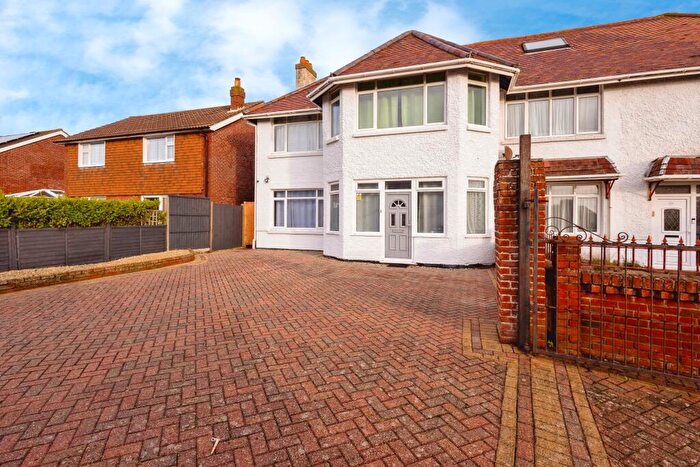 3 Bedroom Semi-Detached House For Sale In Southwood Road, Hayling Island, PO11