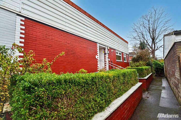 3 Bedroom Terraced Bungalow For Sale In Roman Close, Runcorn, WA7