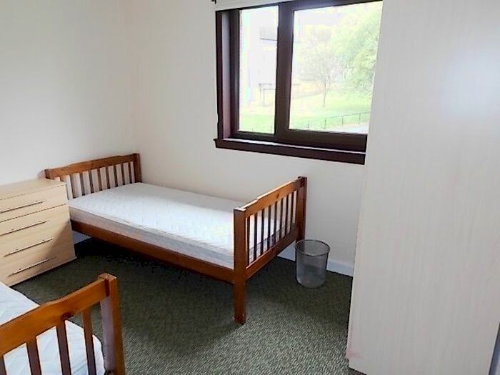 3 Bedroom Flat To Rent In Loganlee Terrace, Dundee, DD2