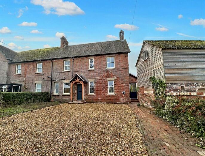 3 Bedroom Semi-Detached House To Rent In Holwell, Cranborne, Wimborne, BH21