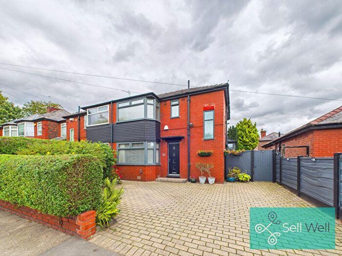 3 Bedroom Semi Detached House For Sale In Hospital Road, Swinton, Manchester, M27