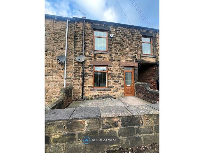 2 Bedroom Terraced House To Rent In Howdenclough Road, Morley, Leeds, LS27