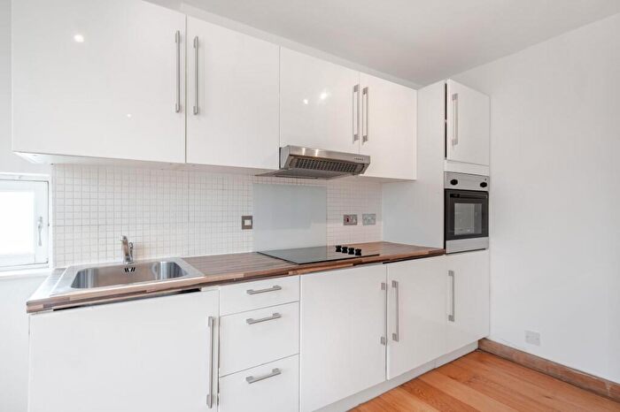 1 Bedroom Flat To Rent In Deptford High Street, London, SE8