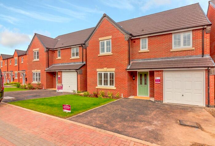 4 Bedroom Detached House To Rent In Wadham Close, Mickleover, Derby, DE3