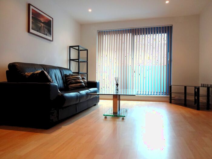 2 Bedroom Flat To Rent In Western Gateway, London, E16