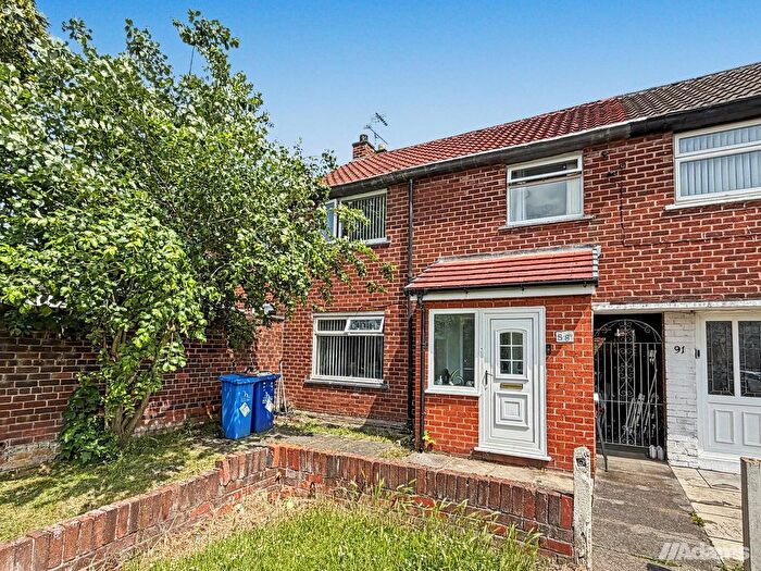3 Bedroom End Terrace House For Sale In Royal Avenue, Widnes, WA8
