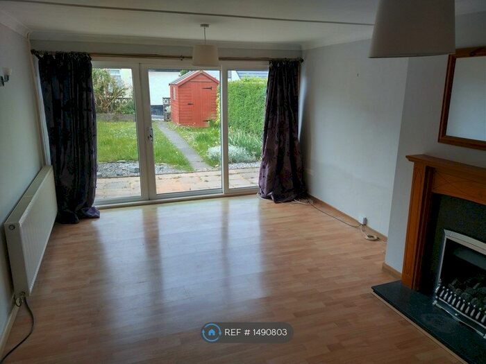 3 Bedroom Terraced House To Rent In Seafar, Cumbernauld, G67