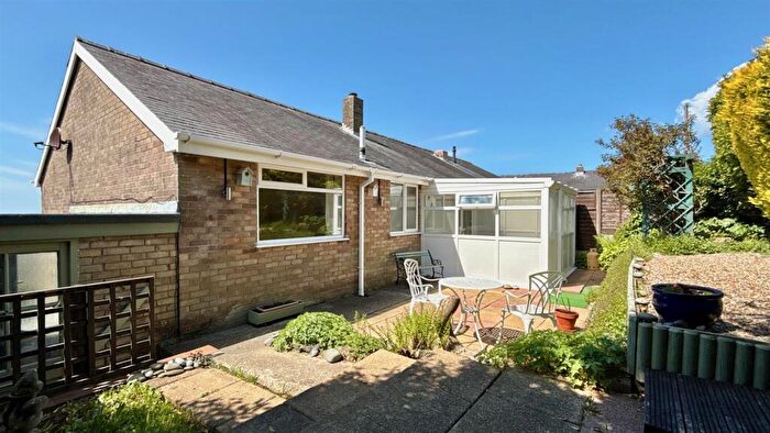 2 Bedroom Bungalow For Sale In Bro Enddwyn, Dyffryn Ardudwy, LL44