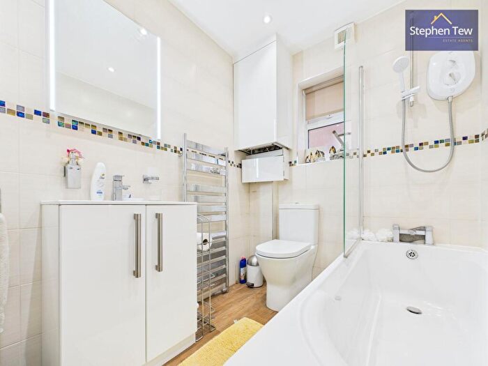1 Bedroom Flat For Sale In Roseway, Blackpool, FY4
