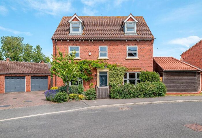 5 Bedroom Detached House For Sale In Manor Paddocks, Bassingham, Lincoln, LN5