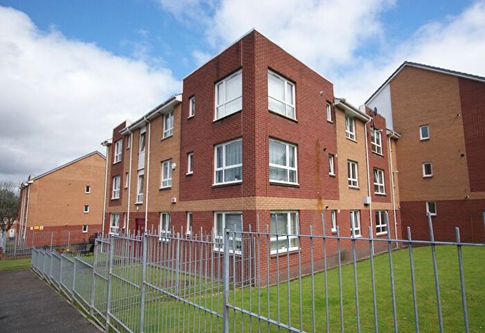 1 Bedroom Flat To Rent In Dalveen Street, Tollcross, Glasgow, G32