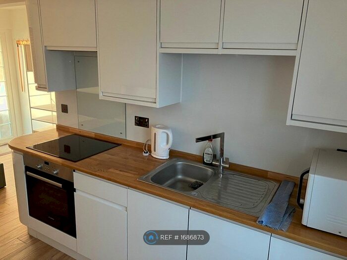 Studio To Rent In Doggett Road, Cambridge, CB1