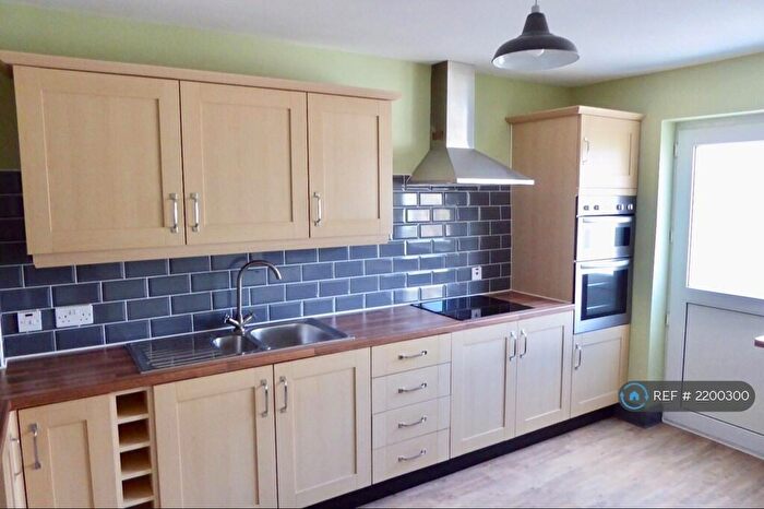 1 Bedroom Flat To Rent In Craven Avenue, Plymouth, PL4