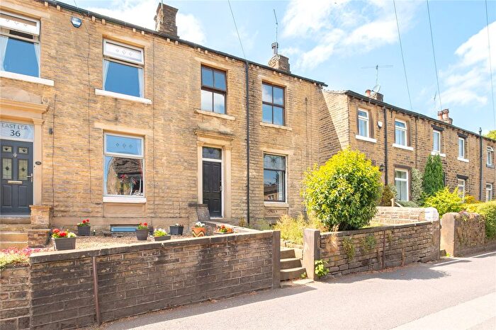 2 Bedroom Terraced House For Sale In Armitage Road, Armitage Bridge, Huddersfield, HD4