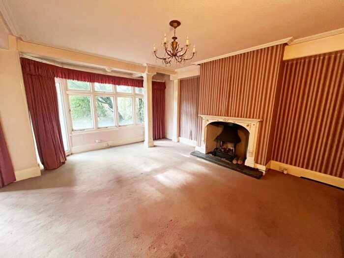 4 Bedroom Detached House For Sale In Vale Cottage, The Vale, Southsea, Hampshire, PO5