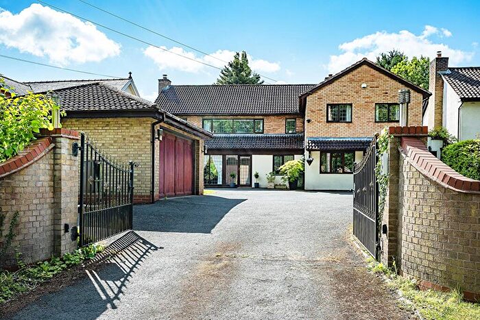 4 Bedroom Detached House For Sale In Broad Lane, Tanworth-In-Arden, B94