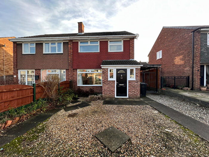 3 Bedroom Semi-Detached House To Rent In Yew Lane, Garforth, West Yorkshire, LS25