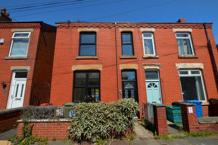 3 Bedroom Semi-Detached House To Rent In Collingwood Street, Standish, Wigan, WN6