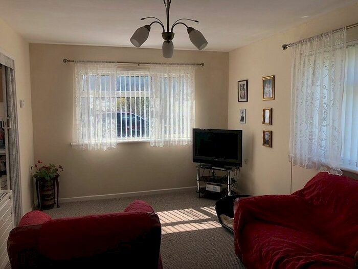 1 Bedroom Flat To Rent In Flat Llys Penrhys Curwen Close, Pontrhydyfen, Port Talbot, Neath Port Talbot., SA12
