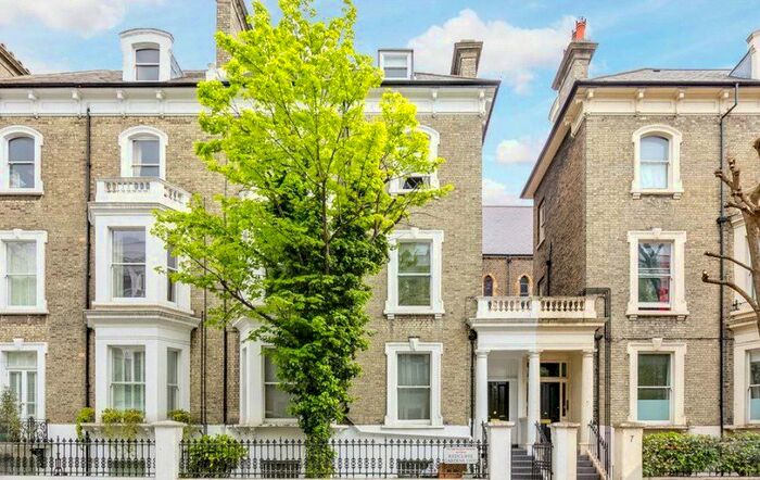 1 Bedroom Flat To Rent In Redcliffe Gardens, London, SW10