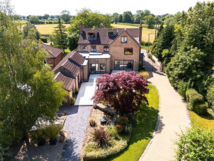 5 Bedroom Detached House For Sale In Copmanthorpe Lane, Bishopthorpe, York, North Yorkshire, YO23