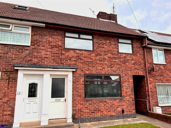3 Bedroom Terraced House To Rent In Chapelfields Road, York, YO26