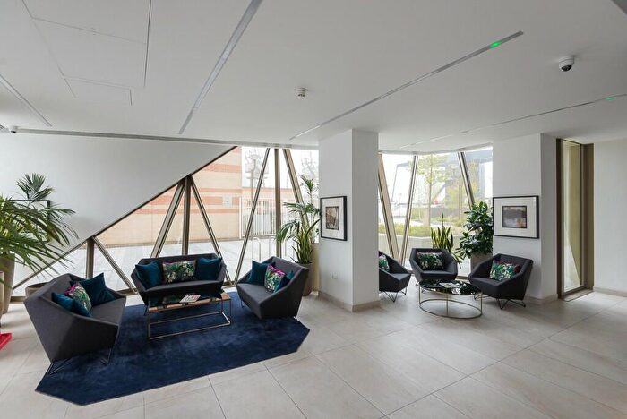 1 Bedroom Apartment To Rent In Dollar Bay Place, London, E14