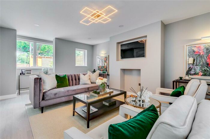 5 Bedroom Semi-Detached House To Rent In Derby Road, East Sheen, London, SW14