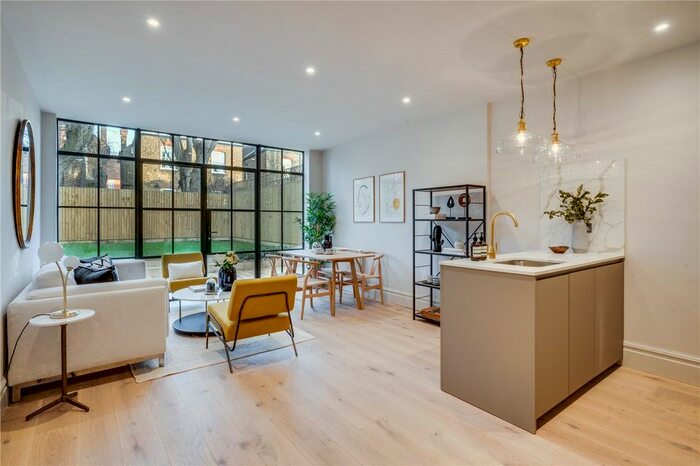 2 Bedroom Maisonette To Rent In Granville Gardens, London, W5