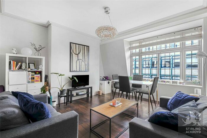3 Bedroom Flat To Rent In Newman Street, London, W1T