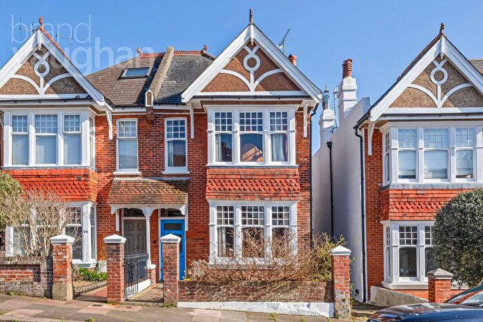 5 Bedroom Semi Detached House For Sale In Harrington Villas, Brighton, East Sussex, BN1
