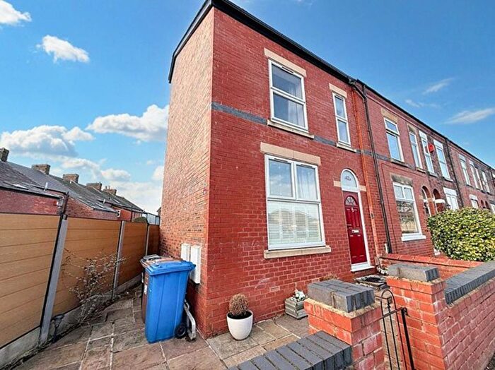 3 Bedroom Terraced House To Rent In Arthur Street, Manchester, M27