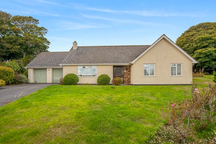 3 Bedroom Detached Bungalow For Sale In Arnolds Close, Kingston, Kingsbridge, TQ7