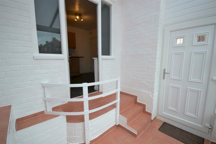 3 Bedroom Terraced House To Rent In Queens Road, Eastbourne, BN23