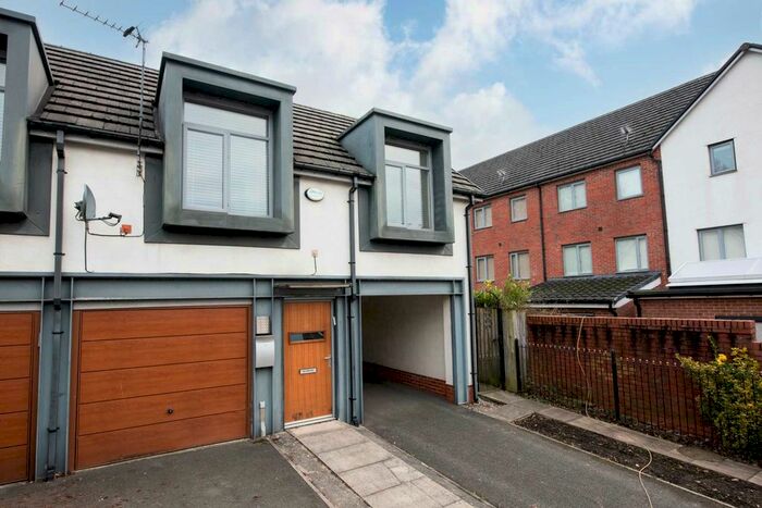 2 Bedroom Maisonette To Rent In Christie Lane, Salford M7