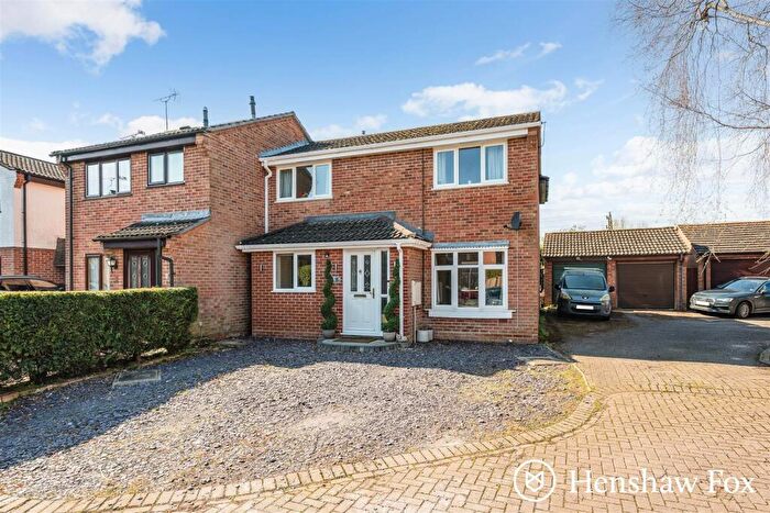 3 Bedroom Semi Detached House For Sale In Sydmanton Road, Romsey, Hampshire, SO51