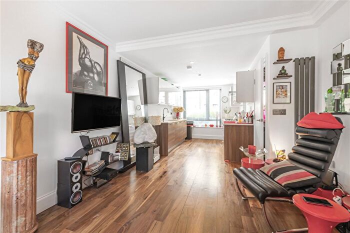1 Bedroom Flat For Sale In Elbe Street, London, SW6
