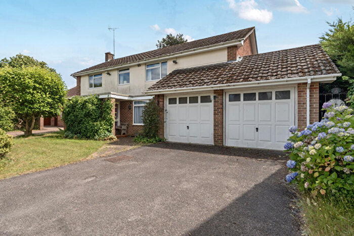 4 Bedroom Detached House For Sale In Blandy Road, Henley-on-Thames, Oxfordshire, RG9