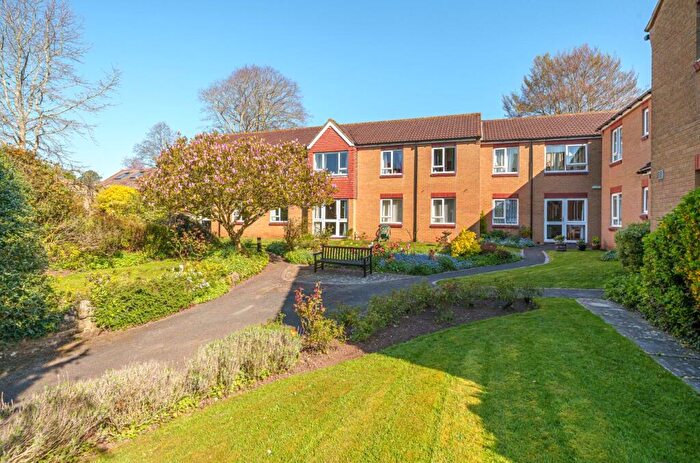 2 Bedroom Apartment For Sale In School Road, Wrington, Bristol, Somerset, BS40