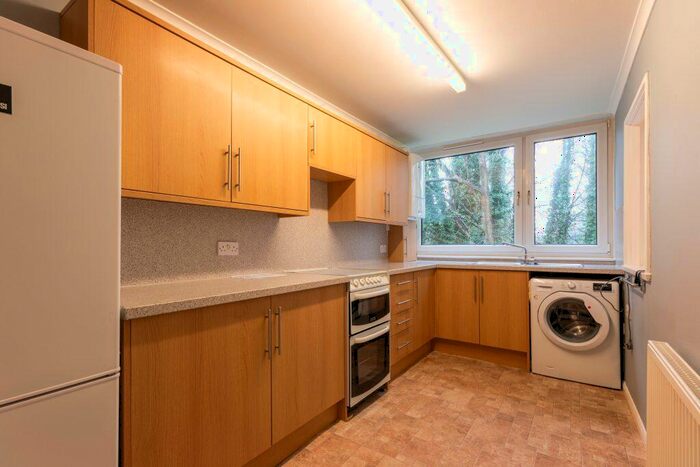 2 Bedroom Flat To Rent In L &#; Mortonhall Park Crescent, Edinburgh, EH17